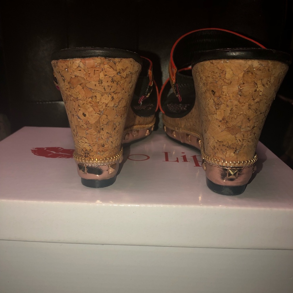 Two Lips Wedges - Picture 4 of 7